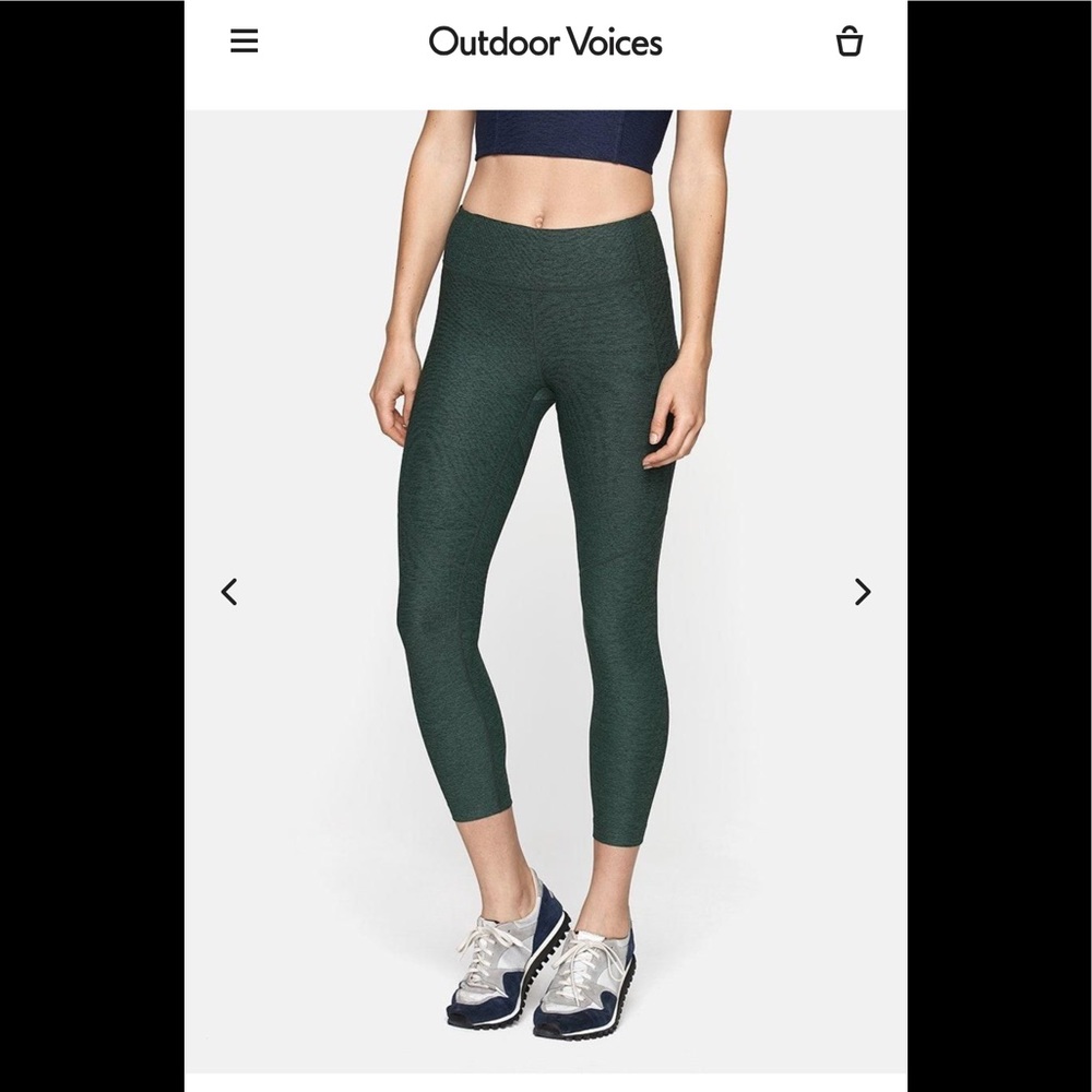 Outdoor Voices 3/4 Warmup Leggings in Hunter Green